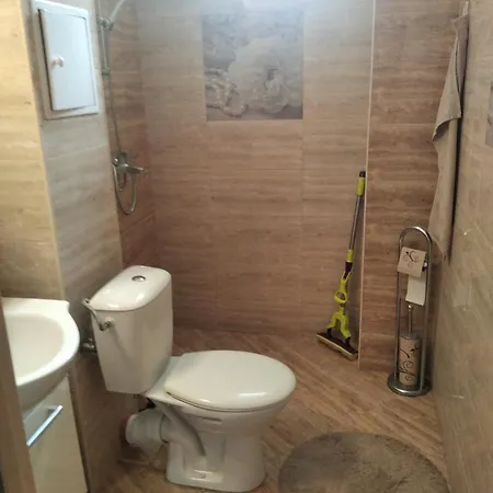 Apartment Апартамент За Гости Валерия Burgas